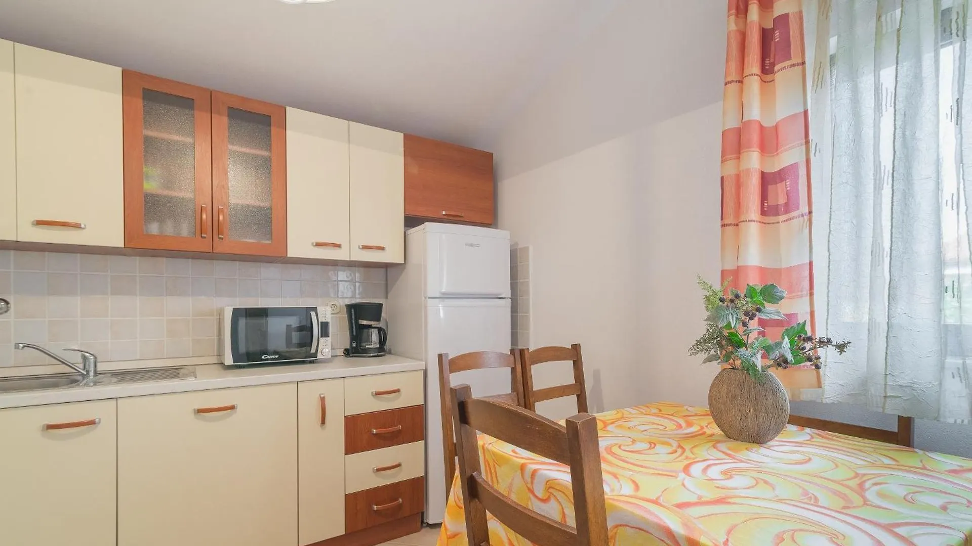 Apartments By The Sea Vir - 18533 Croatia